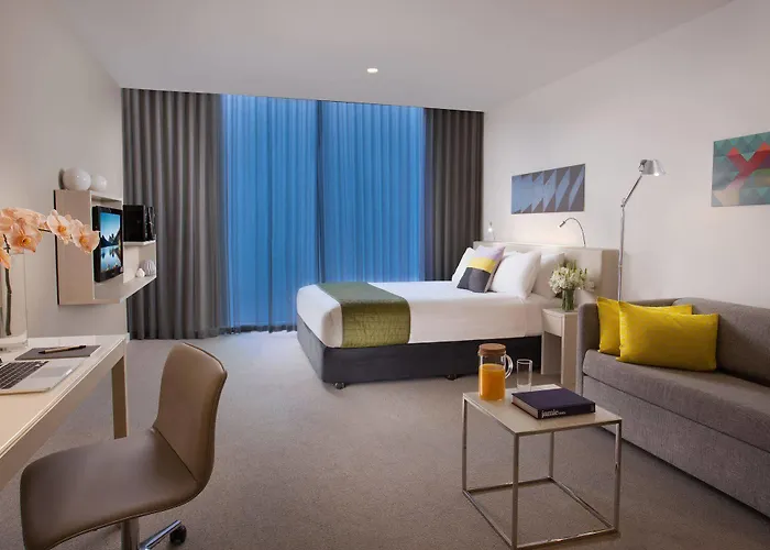 Deluxe Studio Apartment